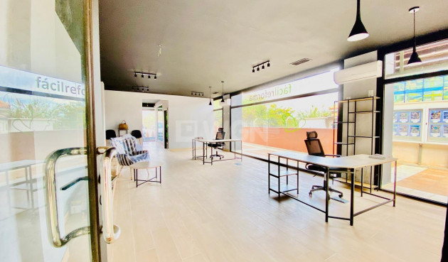 Odsprzedaż - Reklama w telewizji - Orihuela Costa - Villamartín-las Filipinas