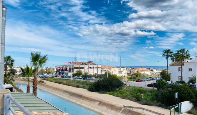 Odsprzedaż - Reklama w telewizji - Orihuela Costa - Villamartín-las Filipinas