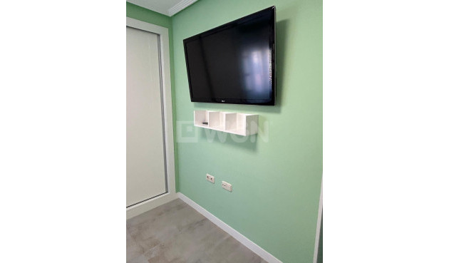 Wiederverkauf - Wohnung - Torrevieja - Playa del Cura