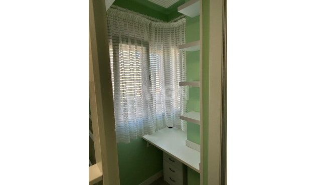 Wiederverkauf - Wohnung - Torrevieja - Playa del Cura