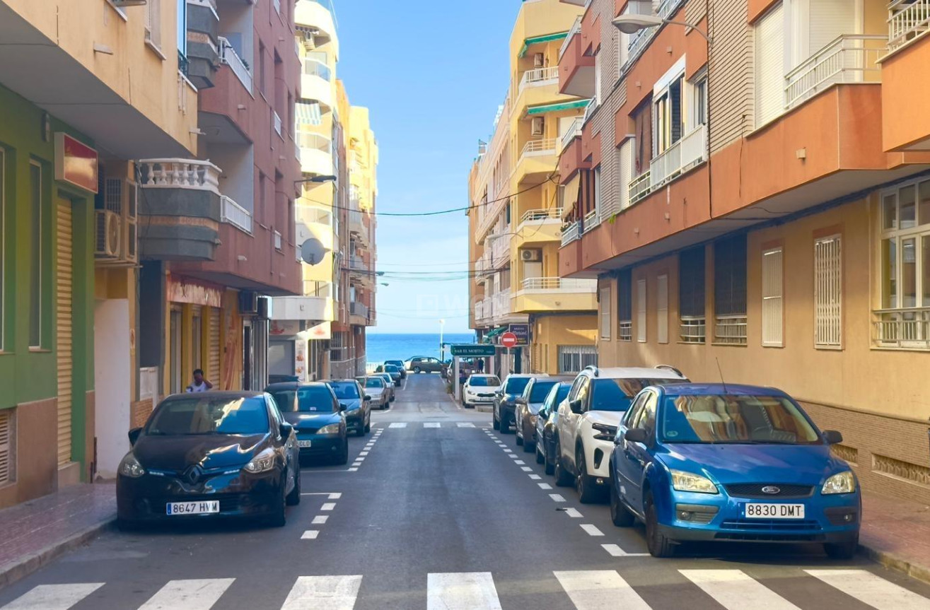 Resale - Apartment / flat - Torrevieja - Centro