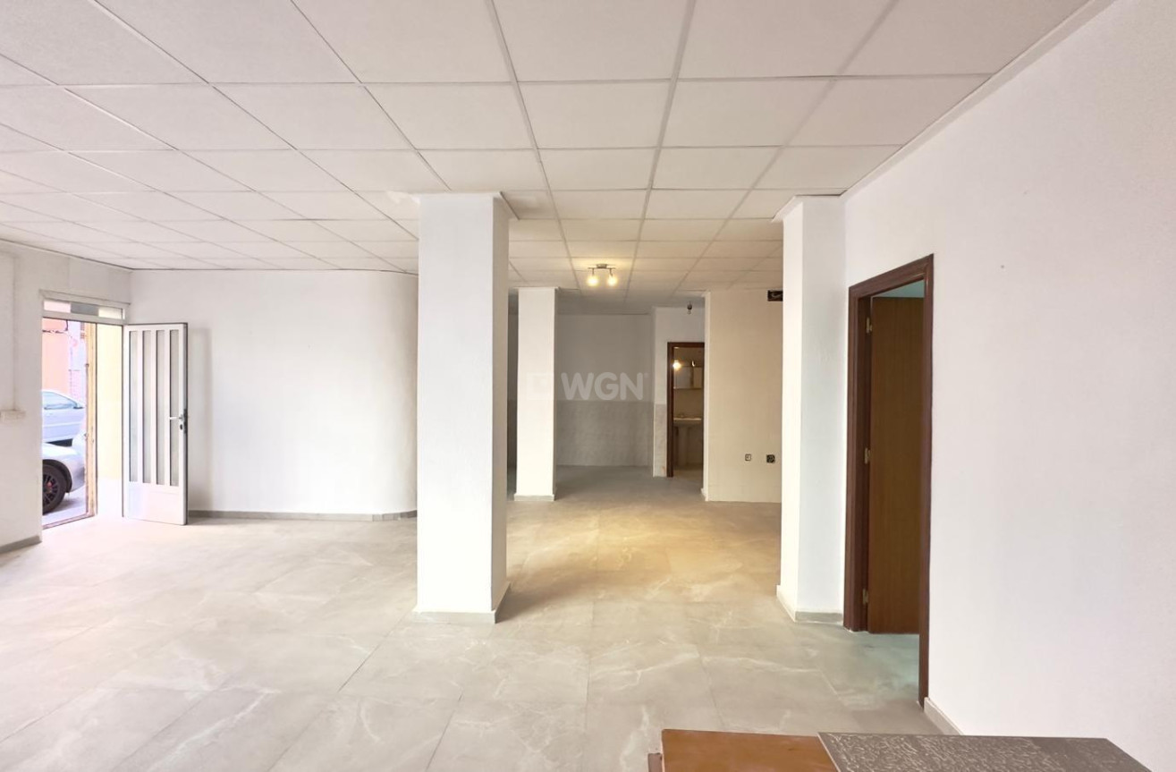 Resale - Apartment / flat - Torrevieja - Centro