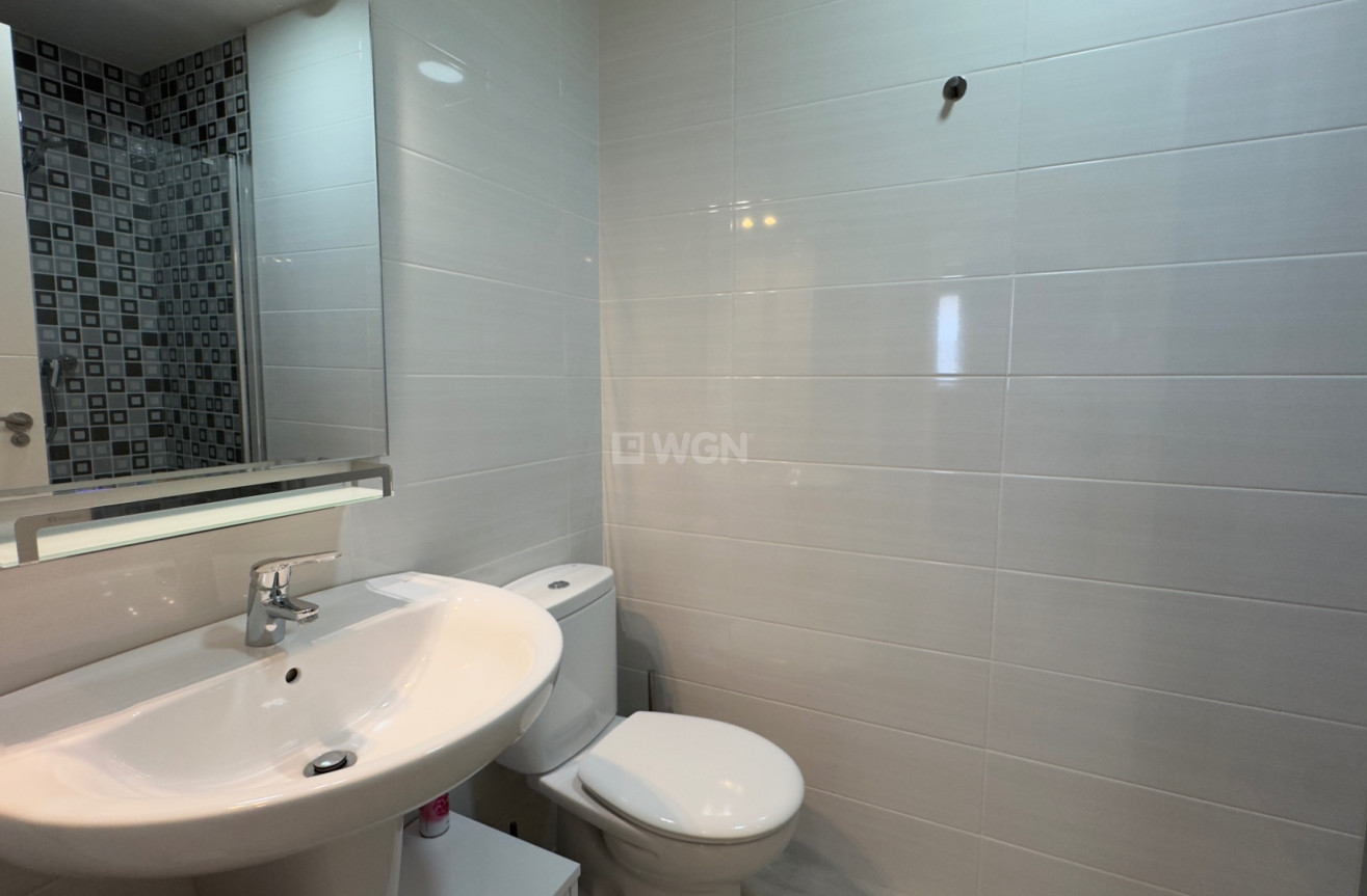 Odsprzedaż - Mieszkanie w bloku - Orihuela Costa - Costa Blanca