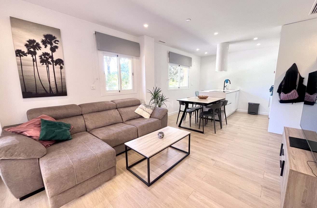 Odsprzedaż - Mieszkanie w bloku - La Mata - Costa Blanca