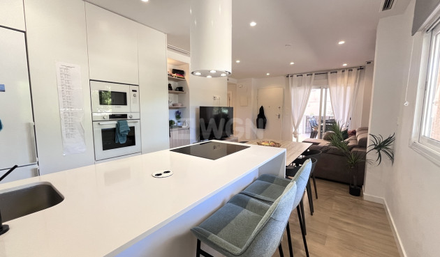 Odsprzedaż - Mieszkanie w bloku - La Mata - Costa Blanca