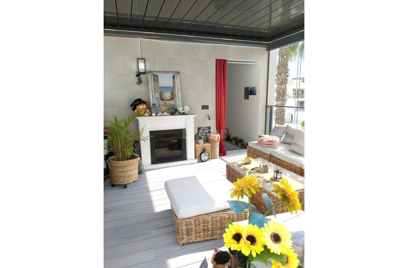 Odsprzedaż - Kamienica - Villamartin - Costa Blanca