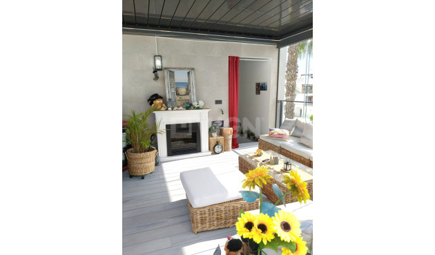 Odsprzedaż - Kamienica - Villamartin - Costa Blanca