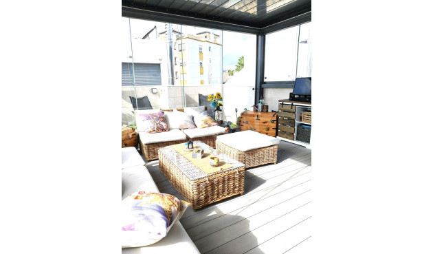 Odsprzedaż - Kamienica - Villamartin - Costa Blanca