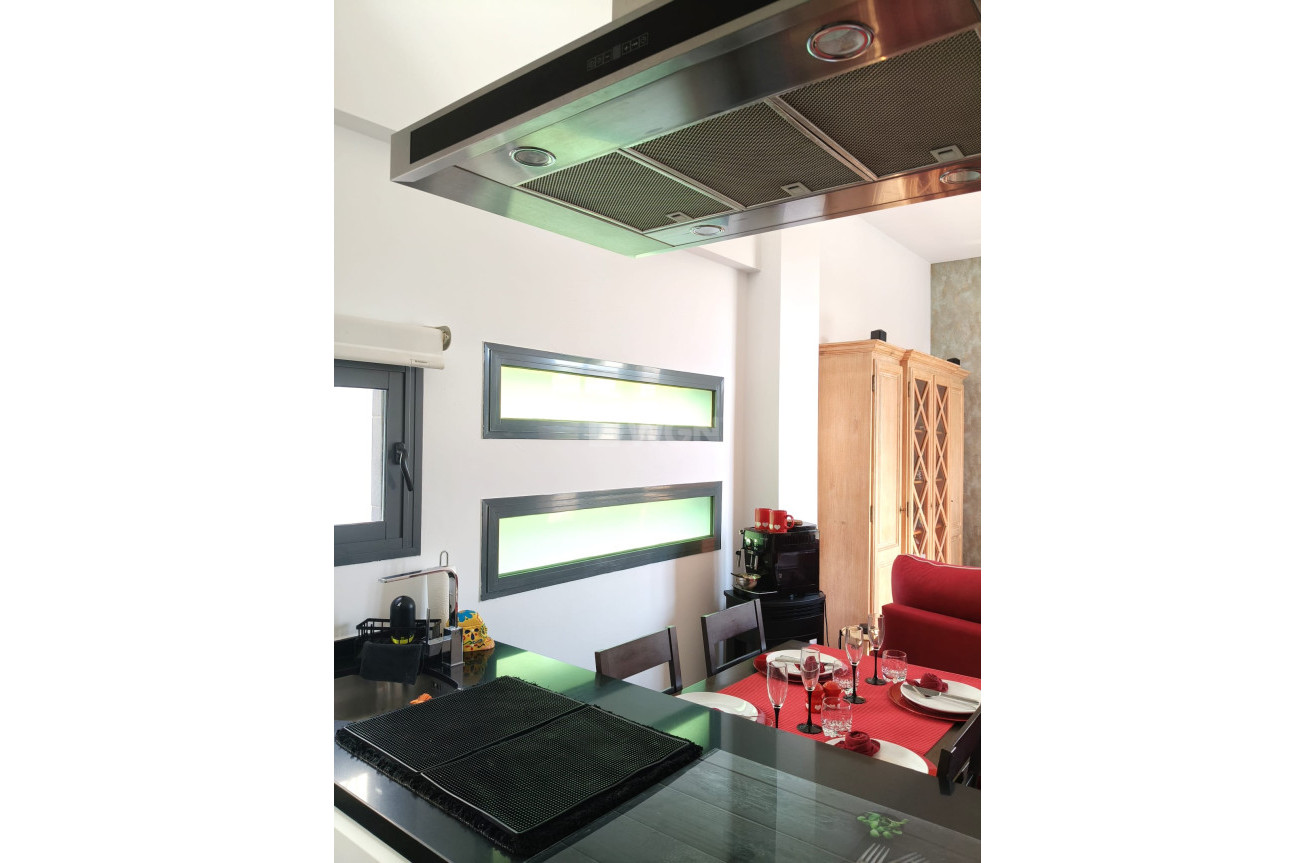 Odsprzedaż - Kamienica - Villamartin - Costa Blanca