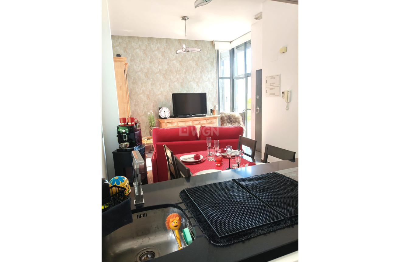 Odsprzedaż - Kamienica - Villamartin - Costa Blanca