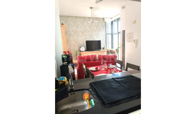 Odsprzedaż - Kamienica - Villamartin - Costa Blanca