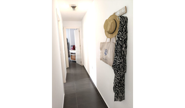 Odsprzedaż - Kamienica - Villamartin - Costa Blanca