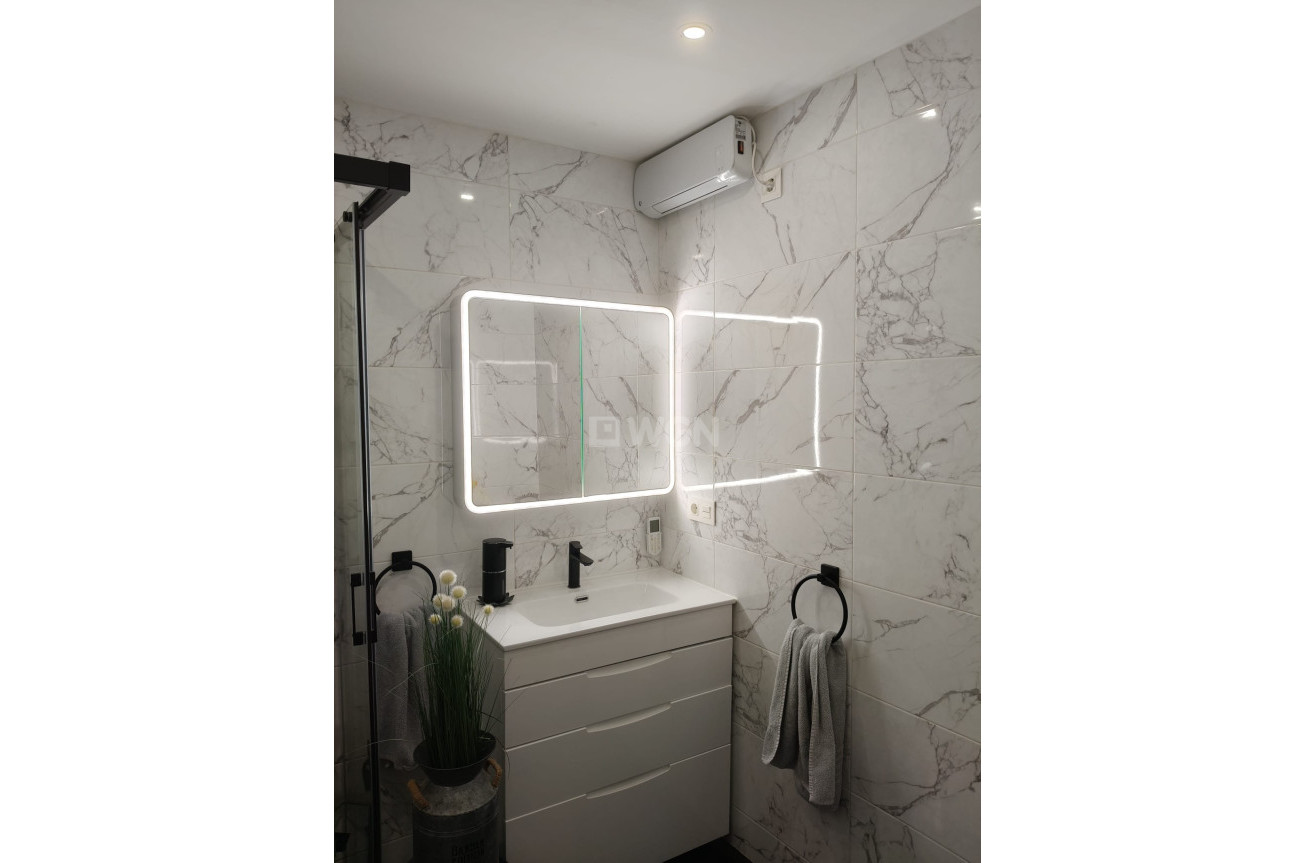 Odsprzedaż - Kamienica - Villamartin - Costa Blanca