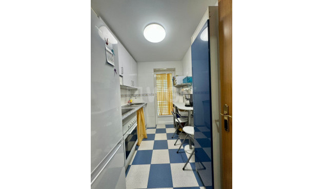 Odsprzedaż - Mieszkanie w bloku - Villajoyosa - Costa Blanca