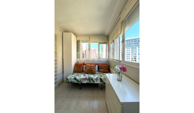 Odsprzedaż - Mieszkanie w bloku - Villajoyosa - Costa Blanca