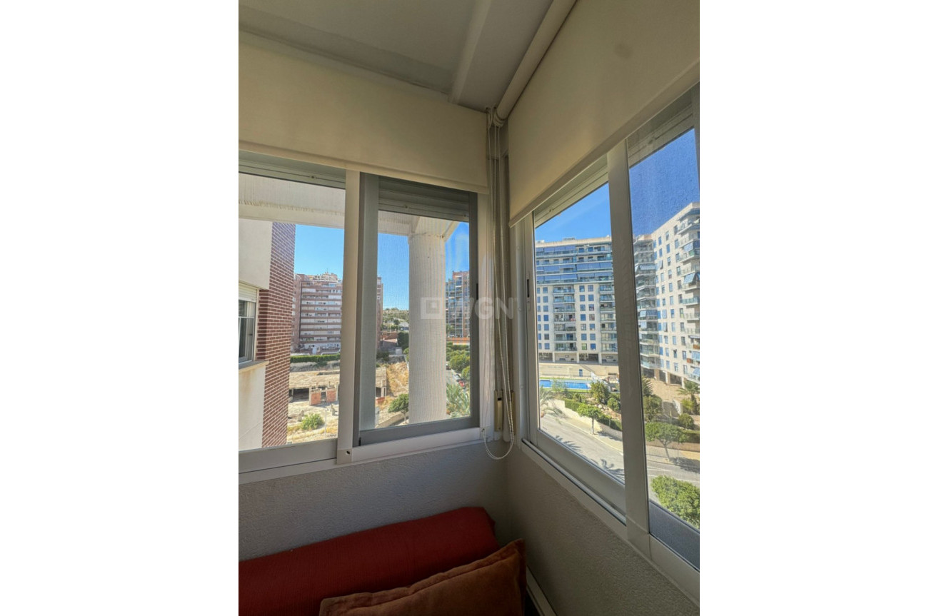 Odsprzedaż - Mieszkanie w bloku - Villajoyosa - Costa Blanca