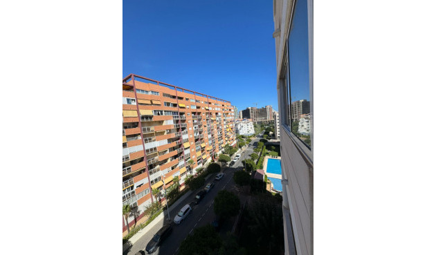 Odsprzedaż - Mieszkanie w bloku - Villajoyosa - Costa Blanca