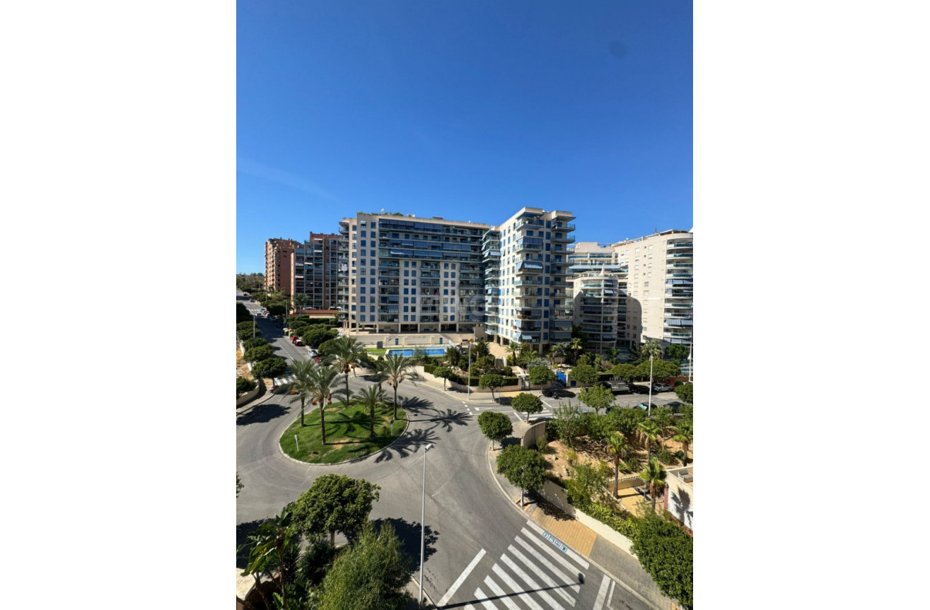 Odsprzedaż - Mieszkanie w bloku - Villajoyosa - Costa Blanca