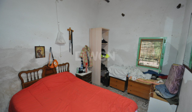 Resale - Villa - Pinoso - Inland