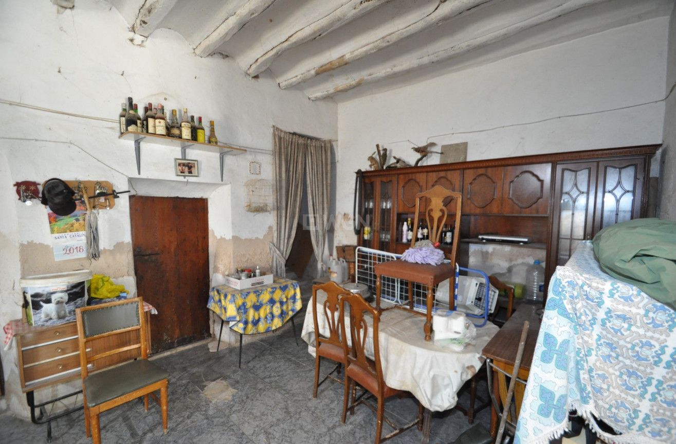 Resale - Villa - Pinoso - Inland