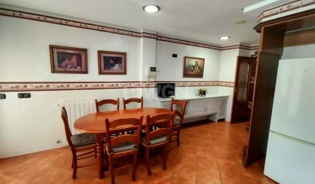 Odsprzedaż - Villa - Elda - Inland