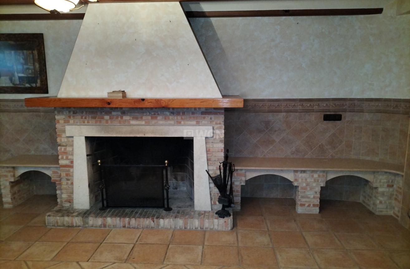 Odsprzedaż - Villa - Elda - Inland