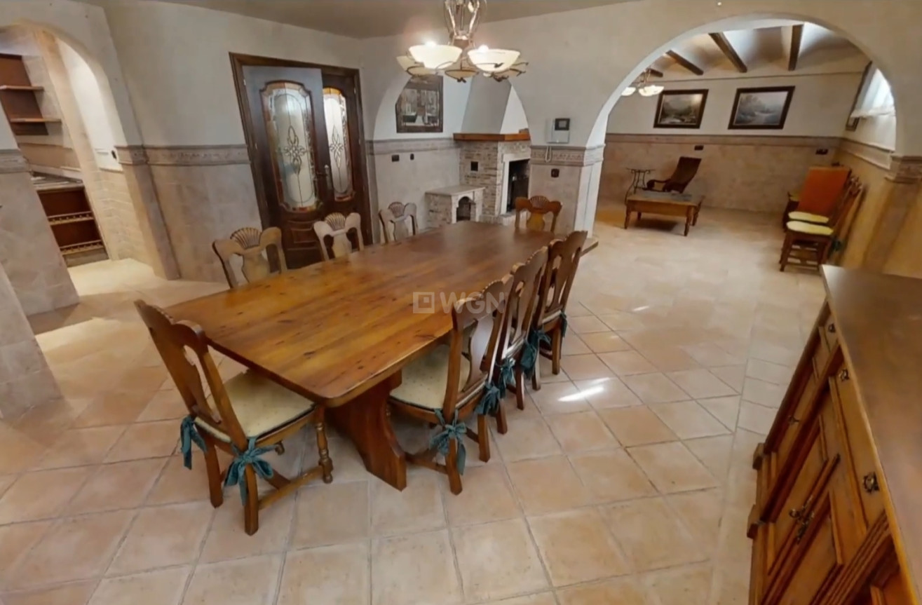 Odsprzedaż - Villa - Elda - Inland