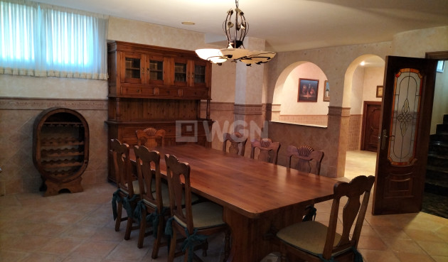 Odsprzedaż - Villa - Elda - Inland