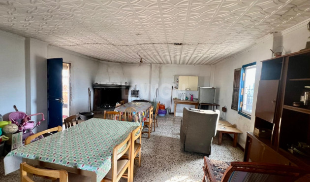 Resale - Villa - Pinoso - Inland