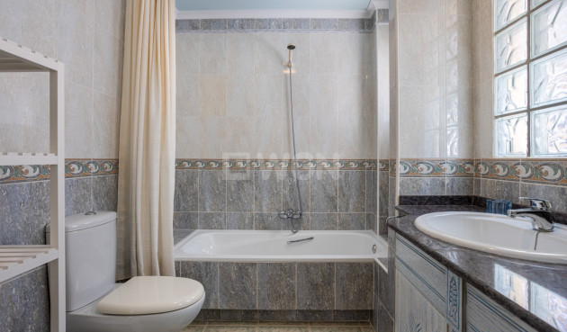 Resale - Villa - Guardamar del Segura - Costa Blanca