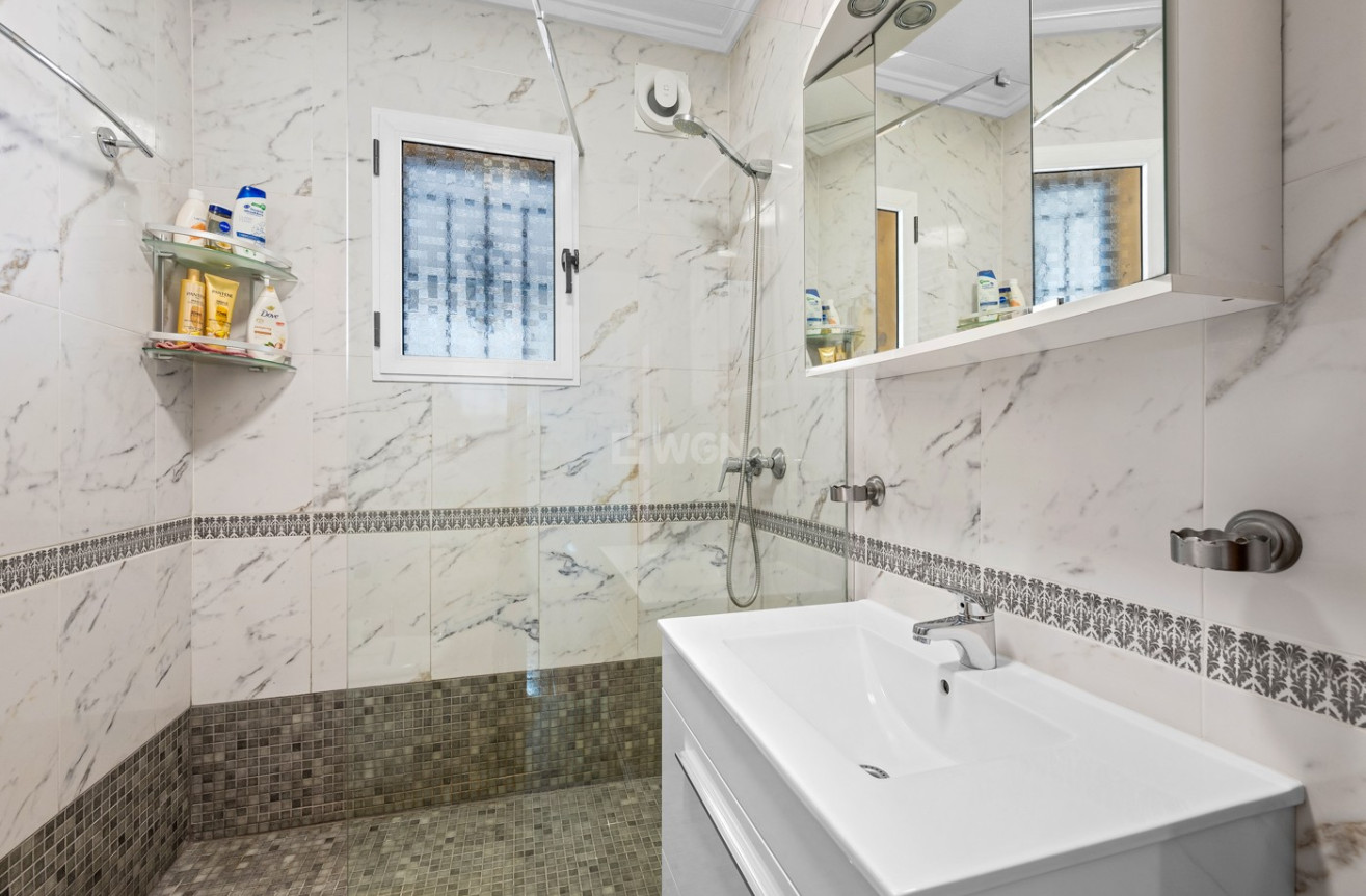 Reventa - Villa - Torrevieja - Costa Blanca