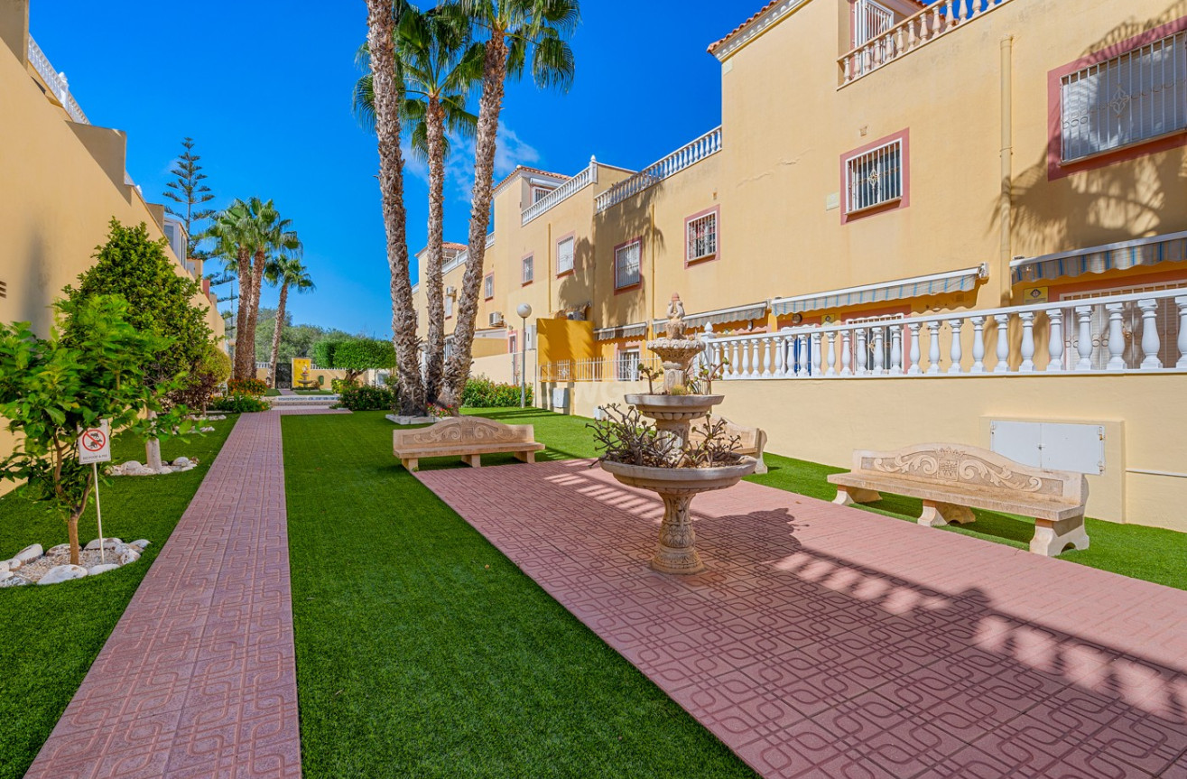 Odsprzedaż - Mieszkanie w bloku - San Miguel de Salinas - Inland