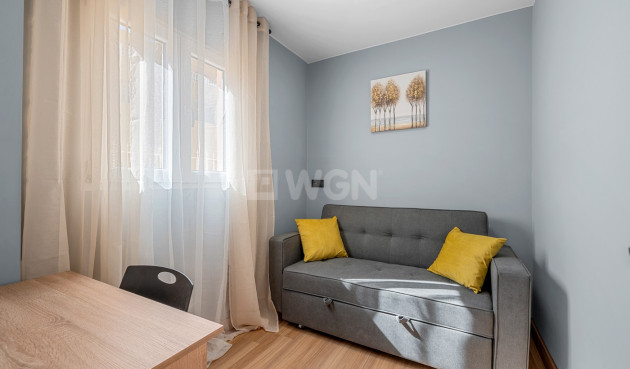 Odsprzedaż - Mieszkanie w bloku - San Miguel de Salinas - Inland