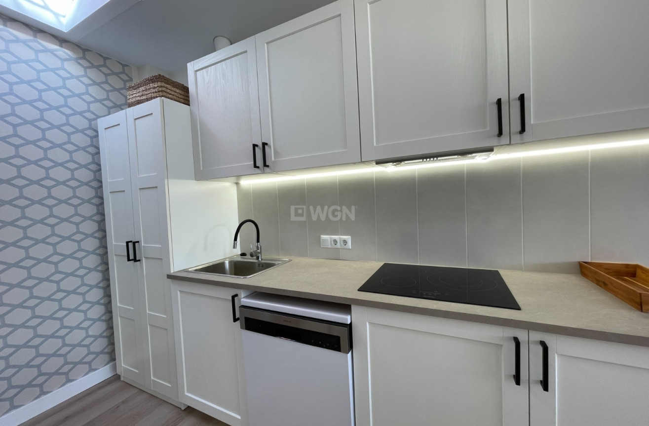 Odsprzedaż - Kamienica - Torrevieja - Costa Blanca