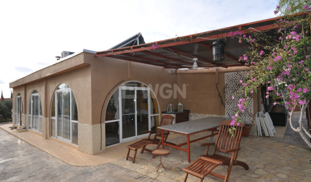 Odsprzedaż - Villa - Crevillent - Inland