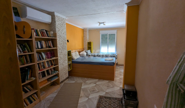 Odsprzedaż - Villa - Crevillent - Inland