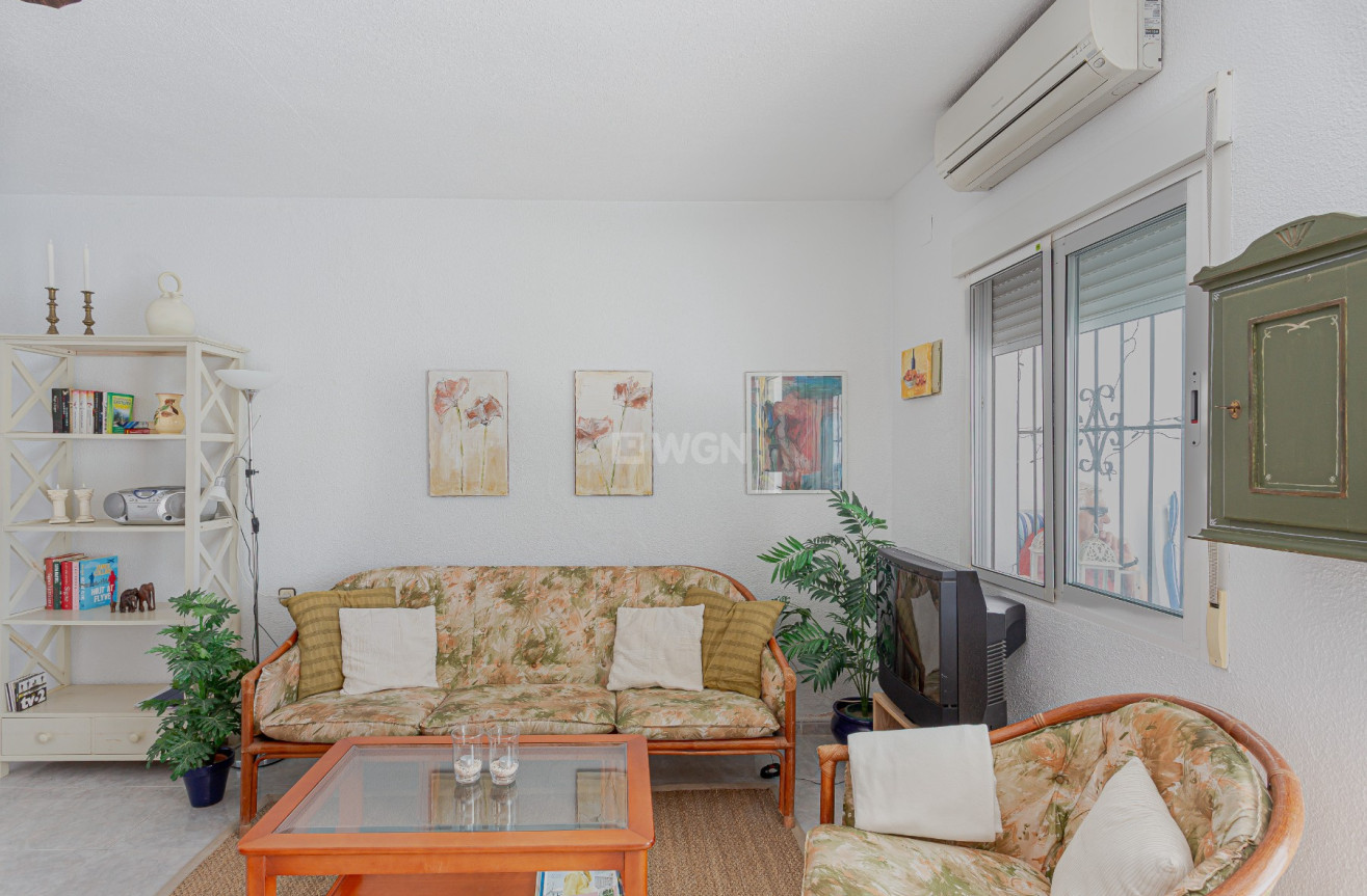 Resale - Villa - Orihuela Costa - Costa Blanca