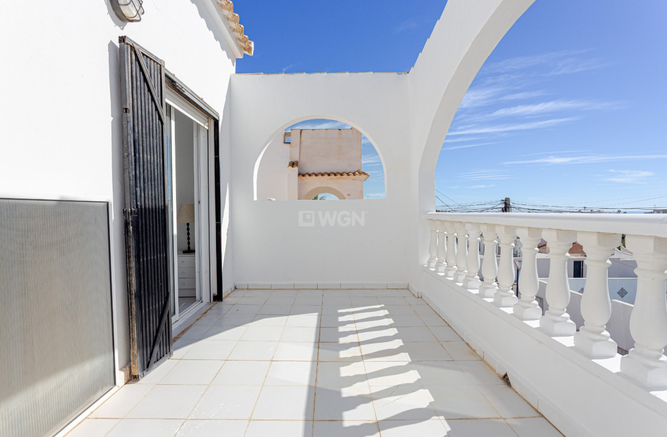 Resale - Villa - Orihuela Costa - Costa Blanca