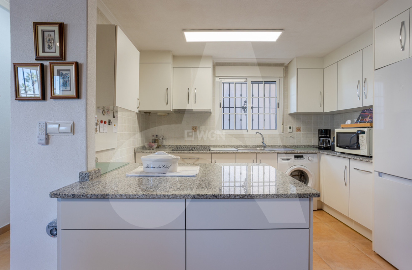 Resale - Villa - Guardamar del Segura - El Raso