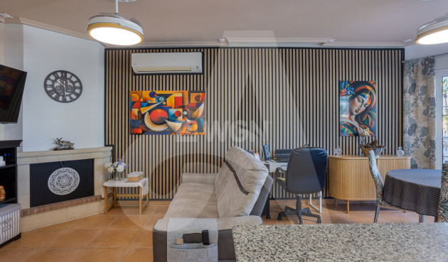 Resale - Villa - Guardamar del Segura - El Raso