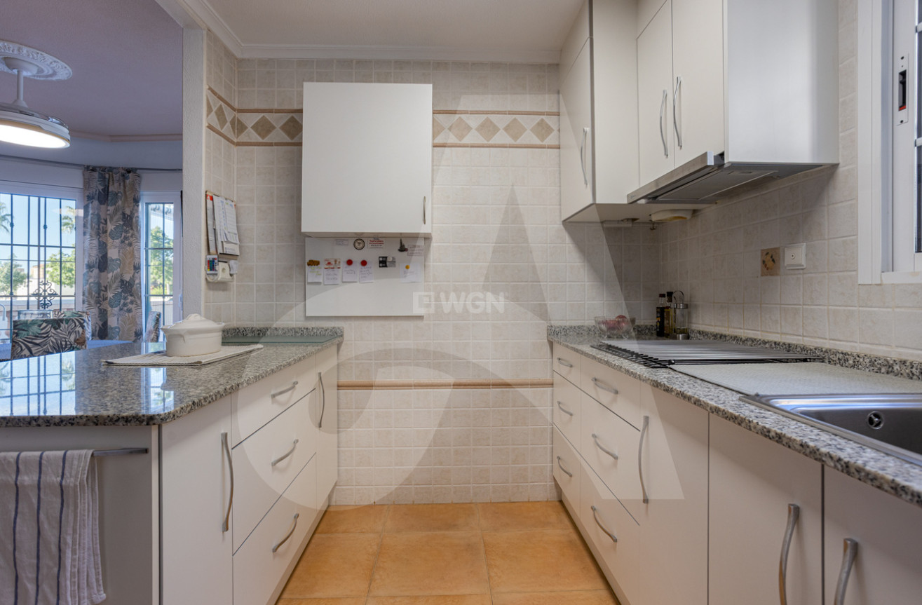 Resale - Villa - Guardamar del Segura - El Raso