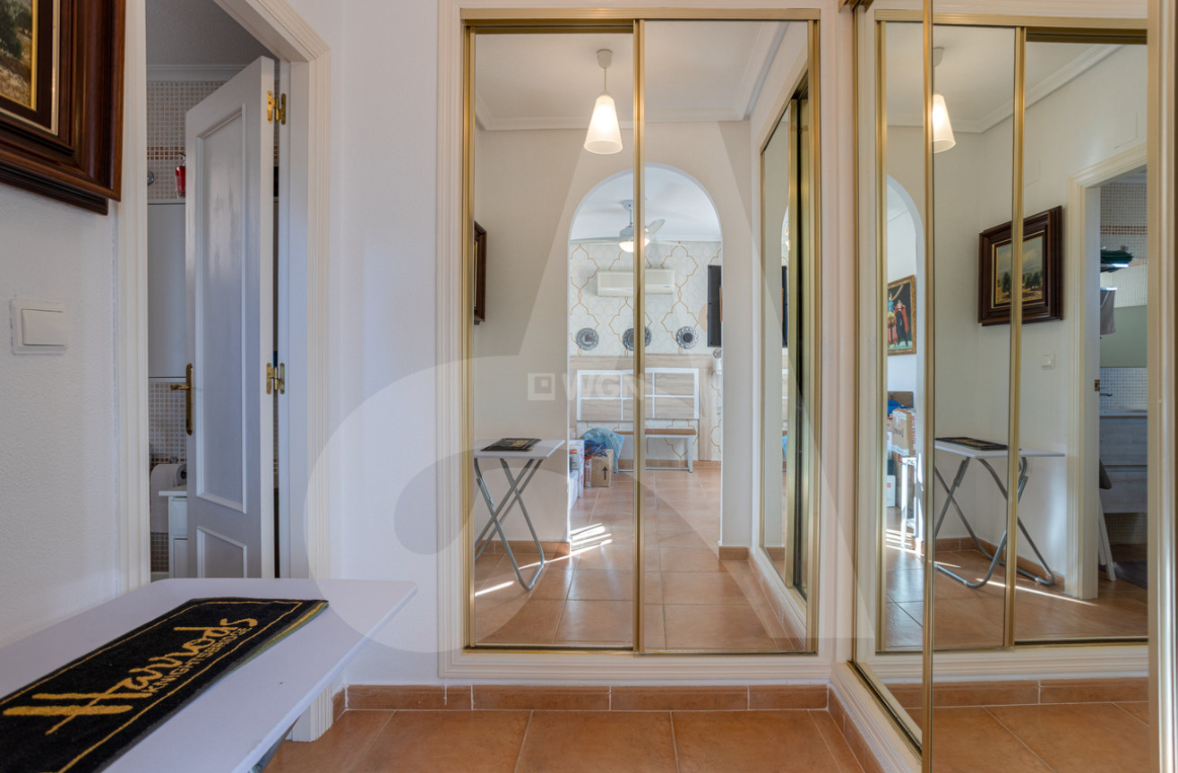 Resale - Villa - Guardamar del Segura - El Raso