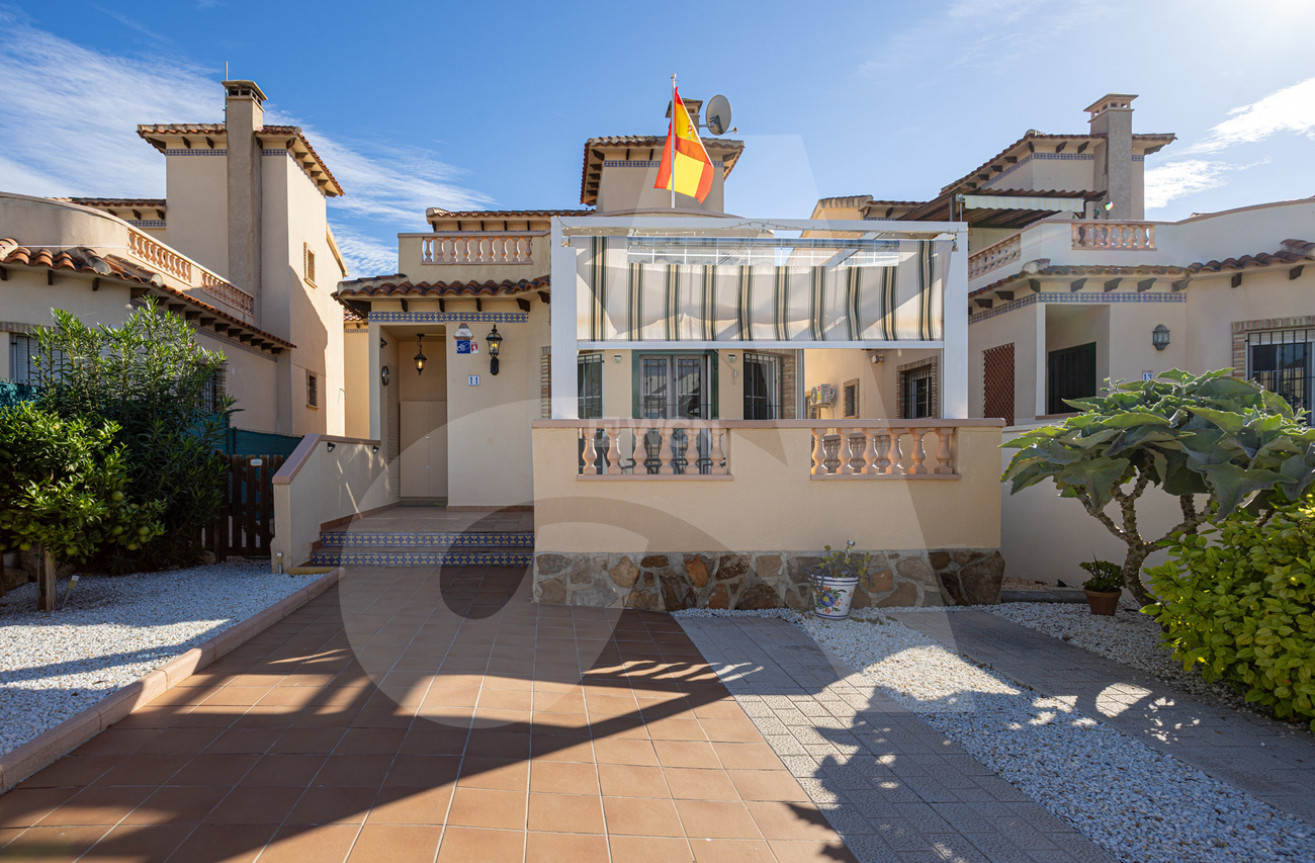 Resale - Villa - Guardamar del Segura - El Raso