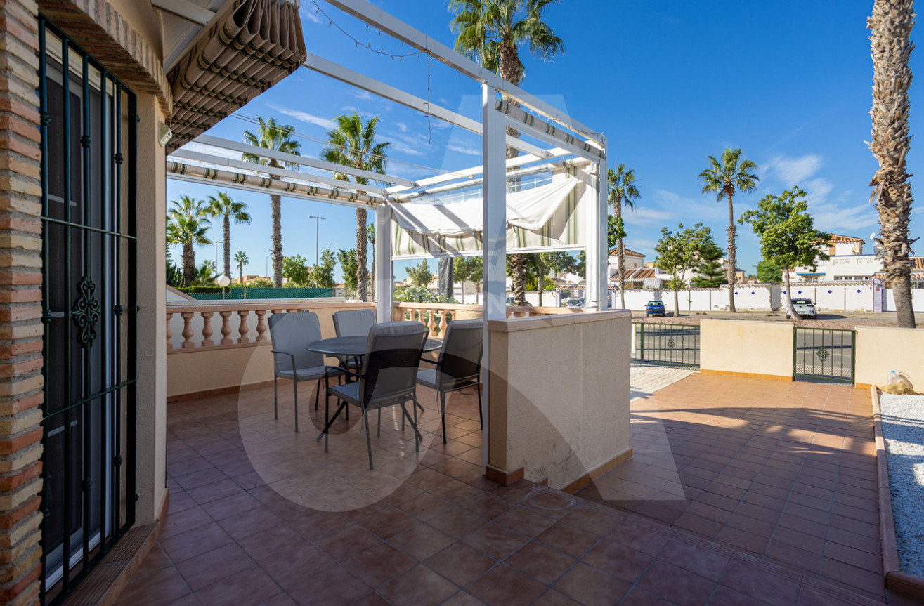 Resale - Villa - Guardamar del Segura - El Raso