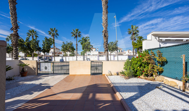 Resale - Villa - Guardamar del Segura - El Raso