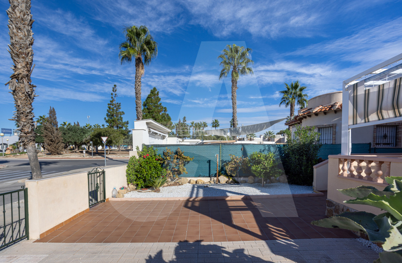 Resale - Villa - Guardamar del Segura - El Raso