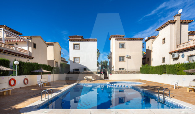 Resale - Villa - Guardamar del Segura - El Raso