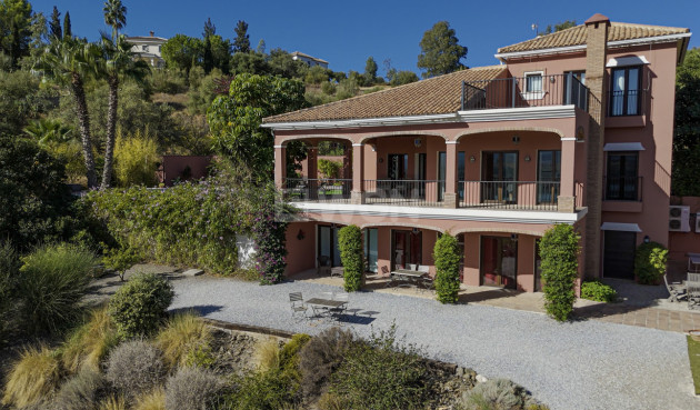 Odsprzedaż - Villa - Vinuela - Inland