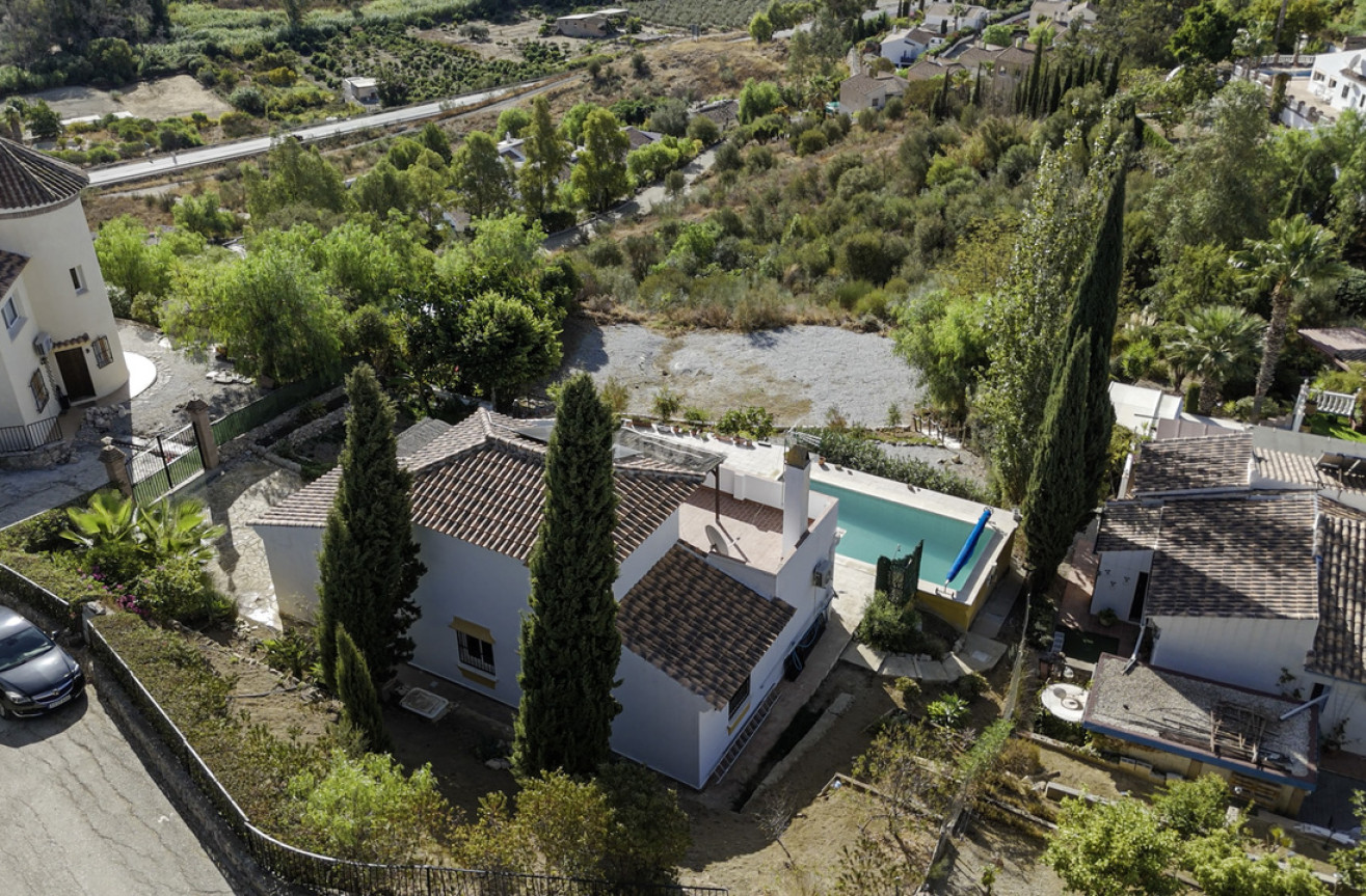 Odsprzedaż - Villa - Vinuela - Inland