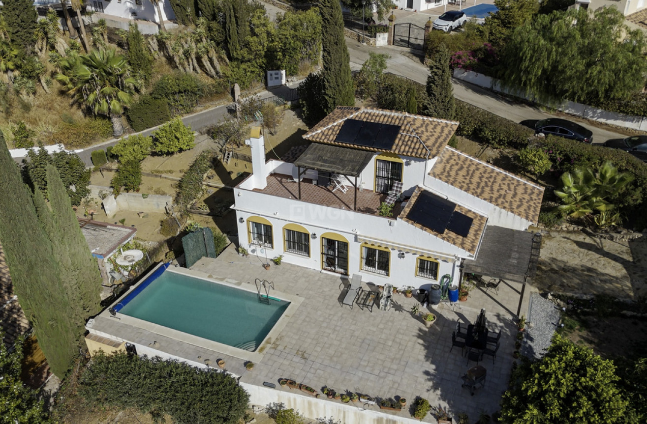 Odsprzedaż - Villa - Vinuela - Inland